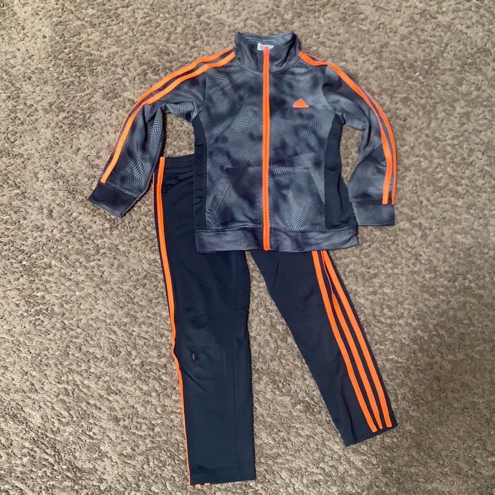 Adidas track suit size 6